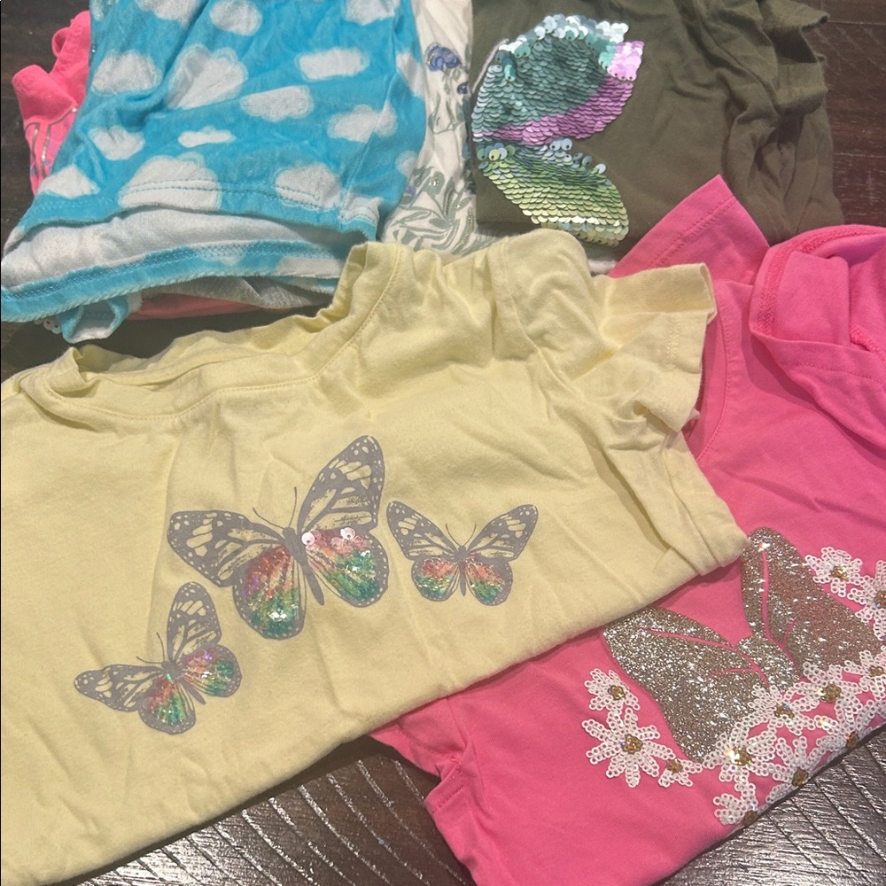 Girls Assorted Tops & Shorts bundle 4-5 yrs - Picture 3 of 4